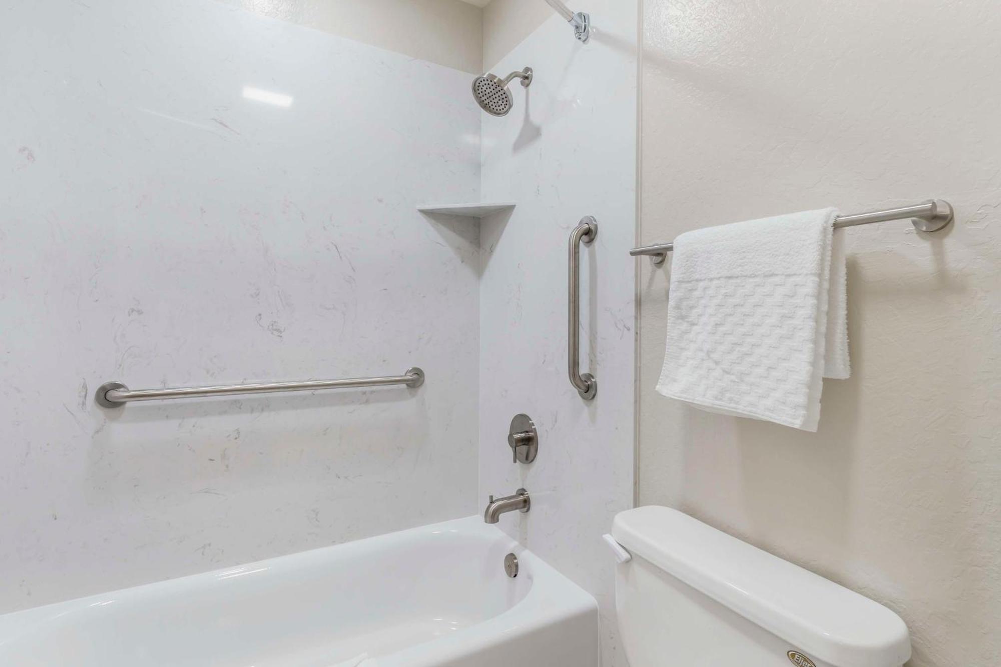 Best Western Cordelia Inn Екстериор снимка